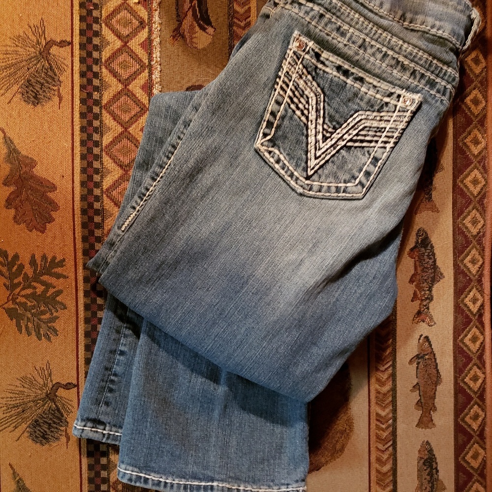 Vigoss  Jean's  Chelsea cut size 9/10 33" le